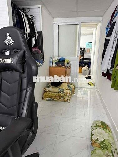 Bán Nhà 467 Lê Văn Lương Cách mặt tiền vài bước đi