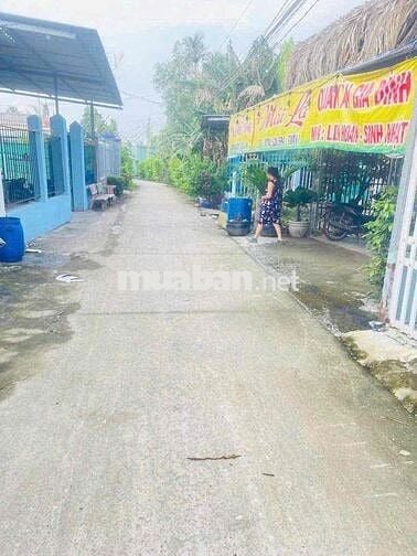 Nhà Cấp 4 Xây Kiên Cố 51m2 Sổ Hồng Riêng Đường Xe Tải Khu Dân Cư Đông