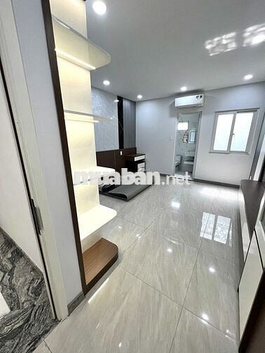 MB trệt suốt 4 x 23 và 5 phòng full NT ở và shop ,salon, VP