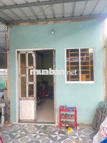 Nhà Cấp 4 Xây Kiên Cố 51m2 Sổ Hồng Riêng Đường Xe Tải Khu Dân Cư Đông