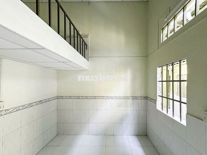 DUPLEX GIÁ RẺ - PHÒNG RỘNG - GÁC CAO - NHÀ MỚI - AN NINH - THOÁNG MÁT