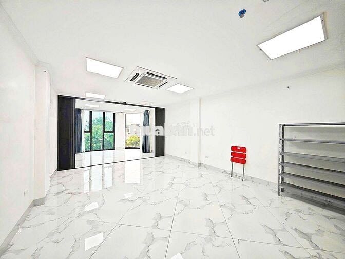 Cho thuê văn phòng tầng 2, DTSD 70m,² tại Láng Hạ