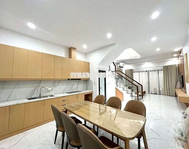 BÁN NHÀ TRUNG TÂM BA ĐÌNH – DIỆN TÍCH RỘNG – FULL NỘI THẤT –GIÁ ĐẦU TƯ