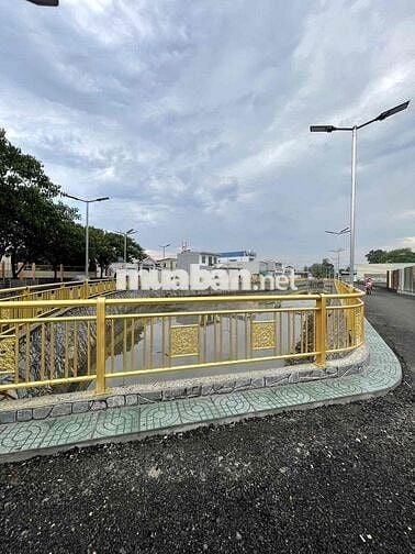 NHÀ MỚI ĐẸP 4x20M - FULL NỘI THẤT CAO CẤP - GẦN CHỢ AN PHÚ ĐÔNG Q12