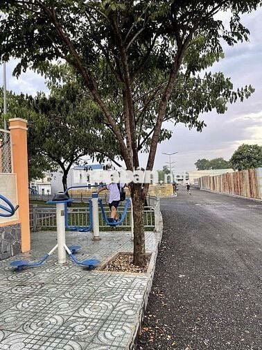 NHÀ MỚI ĐẸP 4x20M - FULL NỘI THẤT CAO CẤP - GẦN CHỢ AN PHÚ ĐÔNG Q12