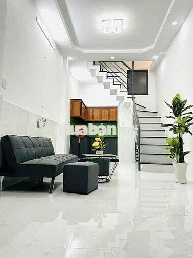 3.25 tỷ- Bán nhà 2 tầng Bình Tân, 27m2, 2 pn, sổ hông riêng, Gò Xoài