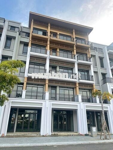 Bán căn shophouse 5 tầng view sông, giá đầu tư, hỗ trợ vay ngân hàng
