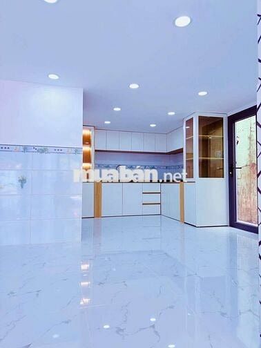 Bán nhà mới lung linh mặt tiền Phạm Thế Hiển P6 Q8