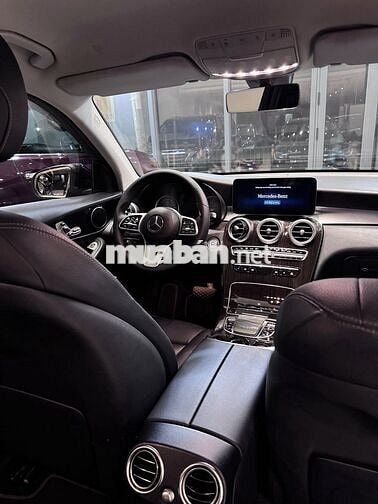 MERCEDES GLC200 Model 2022 Màu Đen