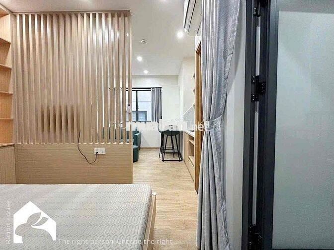 Cho thuê căn hộ quận 1 Trần Hưng Đạo full nội thất ban công thoáng