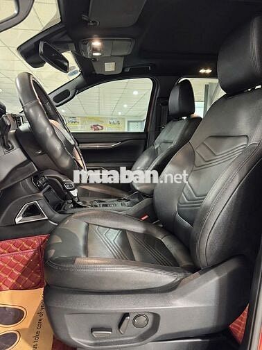 FORD EVEREST TITANIUM 1 CẦU 2023 - 51000 km