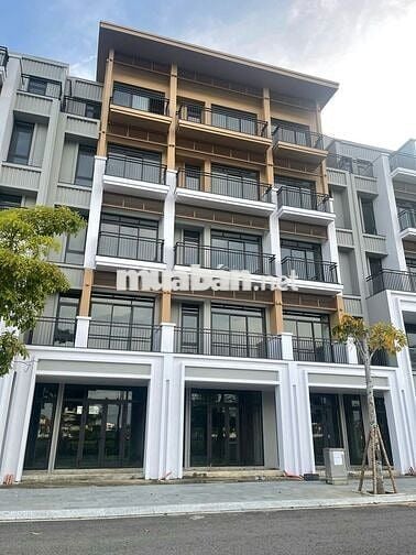 Bán căn shophouse 5 tầng view sông, giá đầu tư, hỗ trợ vay ngân hàng