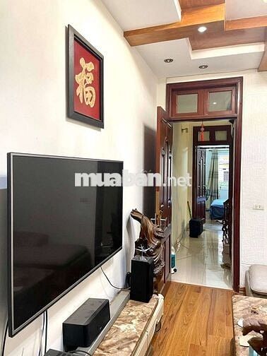 Cho thuê nhà ngọc thụy long biên 34m 3p ngủ đủ đồ giá 10 triệu