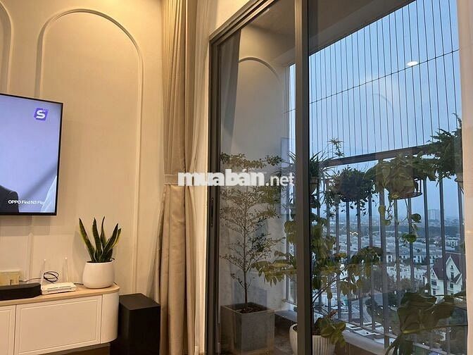 Cho thuê căn hộ 70m 2 ngủ 2 vs tại Hope Residences Q.Long Biên