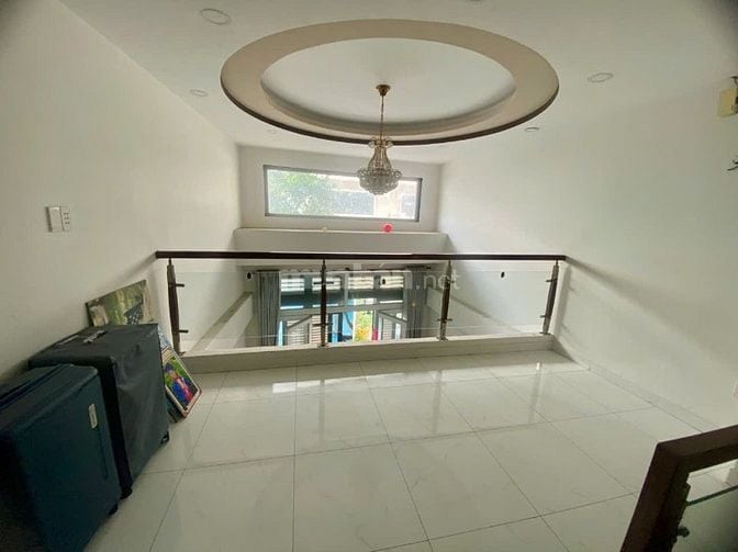 BÁN NHÀ KHU LIỀN KỀ P15 TÂN BÌNH