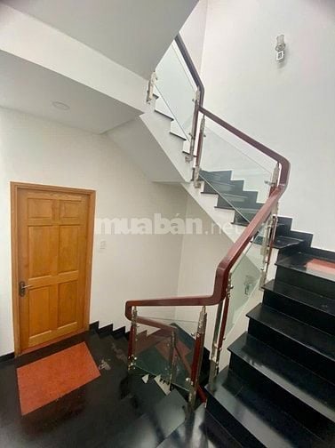 BÁN NHÀ KHU LIỀN KỀ P15 TÂN BÌNH