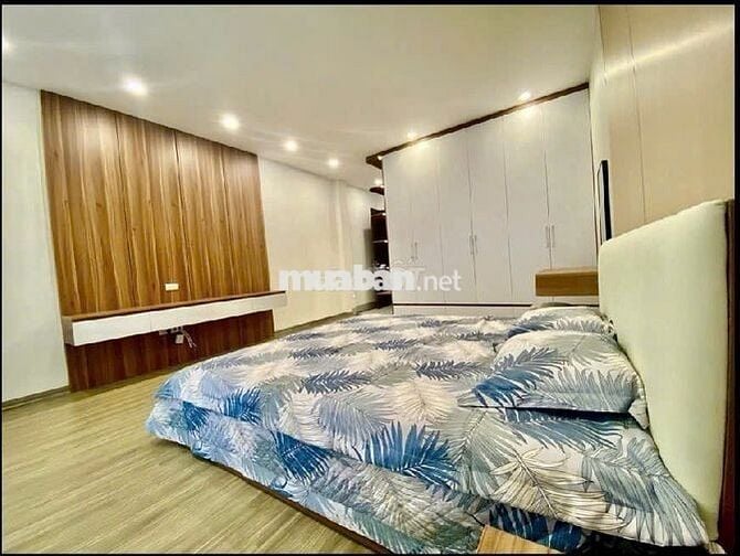 Đàm Quang Trung - Nguyên Căn 50m 6Tầng   - Full Đồ - 15Tr
