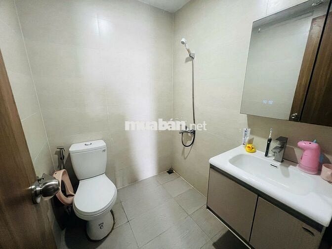 Cho thuê căn hộ 70m 2 ngủ 2 vs tại Hope Residences Q.Long Biên