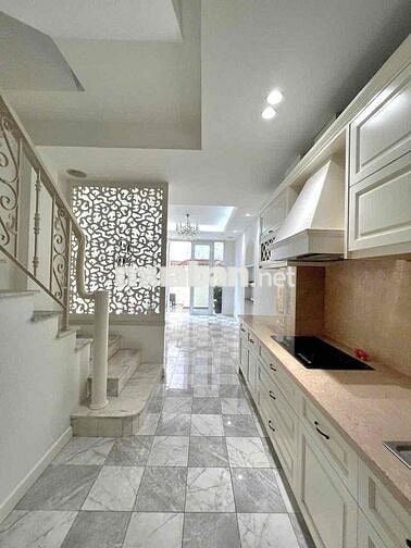 🔥 BÁN NHÀ HẺM Ô TÔ – CỐNG QUỲNH, Q1 – 5 TẦNG – 2 MẶT TIỀN – NHỈNH 9 TỶ