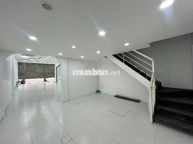 MP Nguyễn Văn Cừ - 80m2× 5Tầng-  Thang Máy- Cty, KD