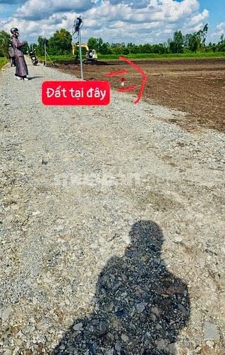 500mv vườn 390 triệu trọn sổ xe 7 chỗ thoải mái View Sông đẹp .