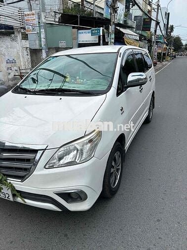 Toyota Innova 2016 2.0G - 620000 km