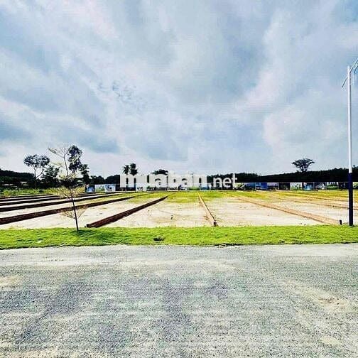 ĐẤT NỀN TRUNG TÂM - GẦN NGAY KĐT PHÚ CƯỜNG - PHÚ QUÍ 500Tr/100m2 THỔ