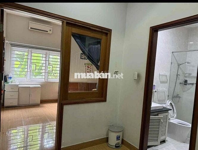 Bán nhà to Diện tích Sàn lớn, sát Lê Quảng Chí