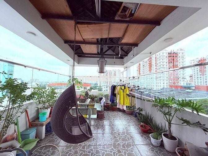 Bán nhà mặt tiền Nguyễn Văn Quá