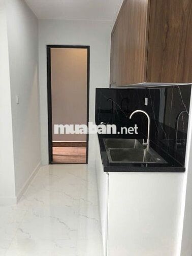 Chủ kẹt bán gấp 2PN giá 2 tỷ 050, bớt 50TR khách chốt trong tháng 10