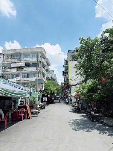 Bán Nhà 1 Trệt 1 Lầu  Đường Hương Lộ 1 Bình Chánh,380tr nhận nhà ngay