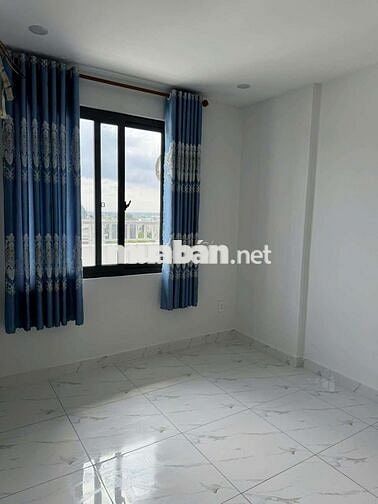 (7627) chung cư Star Tower, 58 m² bao sổ hồng: 1, 520 tỷ. Thuê 8 tr/th