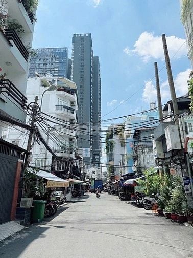 Bán Nhà 1 Trệt 1 Lầu  Đường Hương Lộ 1 Bình Chánh,380tr nhận nhà ngay