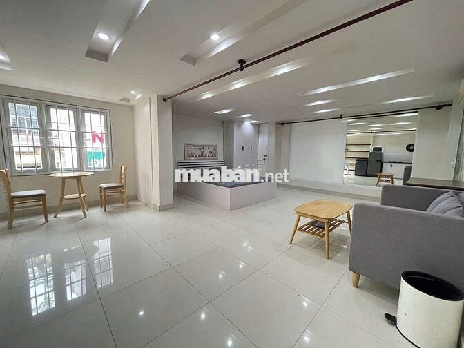 CHDV Studio Ban Công Dt 45m2 Full Nội Thất Khu Vực Trung Tâm Trống Sẵn