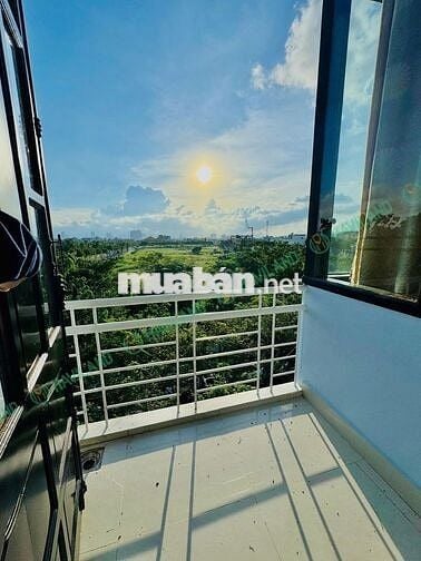 Studio ban công, view biển, full nội thất, thang máy, đẹp mà chỉ 6tr