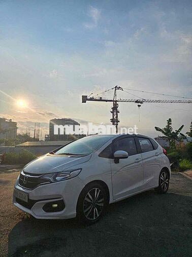 Honda Jazz 2019 1.5 VS - 90000 km
