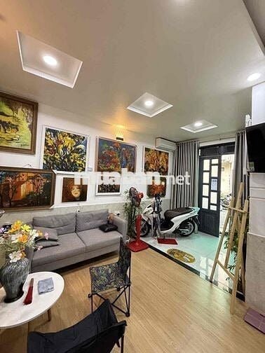 NHÀ ĐẸP 3 TẦNG – CÁCH MẠNG THÁNG TÁM – HẺM XE HƠI – CHỈ NHỈNH 6 TỶ