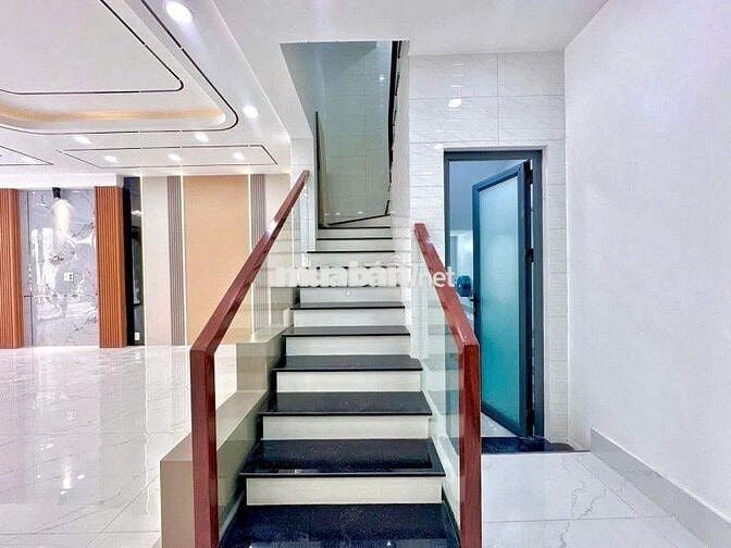 🏡 MẶT TIỀN KINH DOANH LÊ VĂN QUỚI, HẺM 8M, NHÀ 5 TẦNG ĐẸP, NHỈNH 8 TỶ