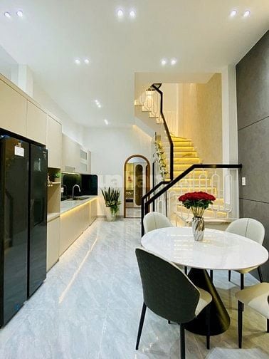 ⭐️Nhà 3 Lầu DT:4x13m tuyệt đẹp Cao cấp hẻm Đường Số 30, P6.