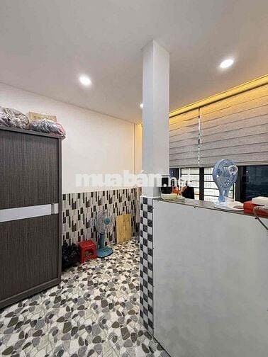 NHÀ ĐẸP 3 TẦNG – CÁCH MẠNG THÁNG TÁM – HẺM XE HƠI – CHỈ NHỈNH 6 TỶ