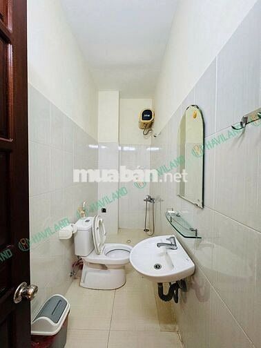 Studio ban công, view biển, full nội thất, thang máy, đẹp mà chỉ 6tr