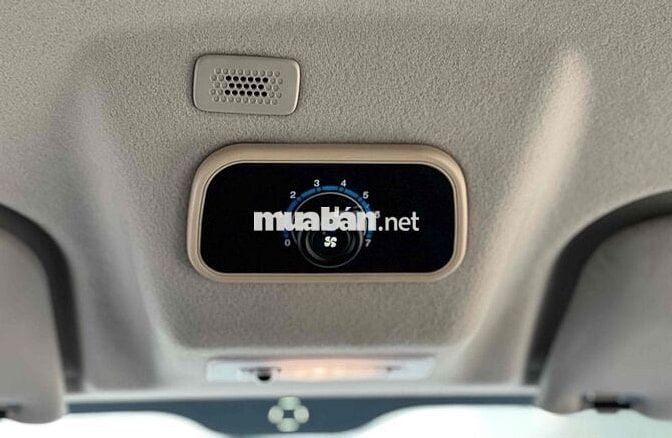 TRANSIT VAN - 6 GHẾ - XE CHỈ CHỞ HÀNG NHẸ ĐẸP 💯💯
