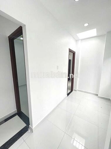 Bán Nhà 2 Tầng BTCT 30 m2 Sát Hẻm Xe Hơi, Tân Hưng Hơn 3 Tỷ Xíu TL