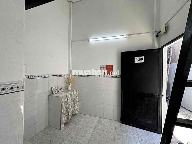 Phòng máy lạnh gác cao Free 2 xe