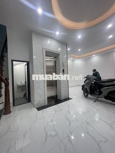 Siêu hot! Nhà Kim đồng 50m, 6 tầng tmáy, gara. giá nhỉnh 13 tỷ (có TL)