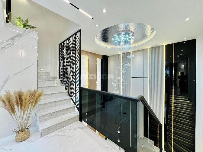 Chính chủ bán gấp nhà Đào Duy Anh, Phú Nhuận giá 3,680 Tỷ hẻm 6m 