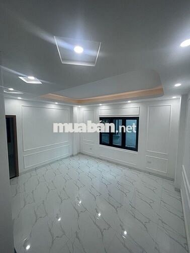 Siêu hot! Nhà Kim đồng 50m, 6 tầng tmáy, gara. giá nhỉnh 13 tỷ (có TL)