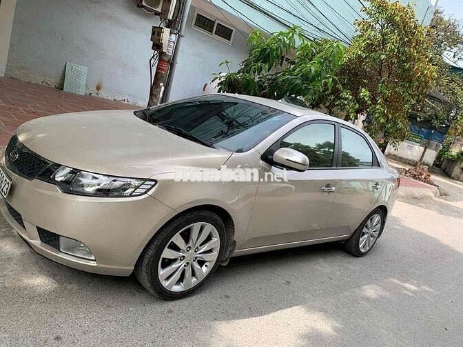 Kia Forte 2011 SX 1.6 AT - 80000 km