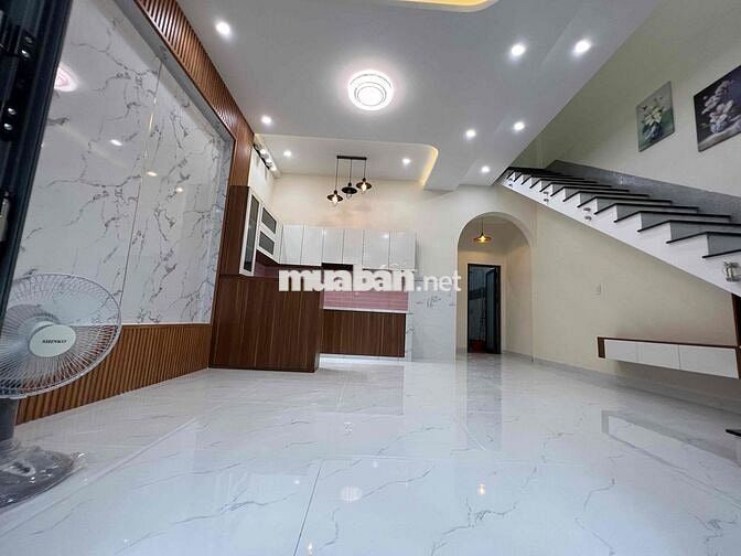 Nhà 1 lầu 1 trệt hoàn công 120m2 2,5 tỷ