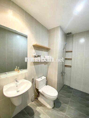 Bán gấp-Căn góc view nội khu, hướng hồ bơi-2PN,2NVS. 64m2 Bình Chánh